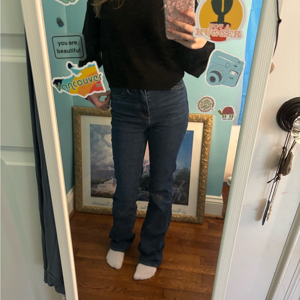 Short black H&M sweater